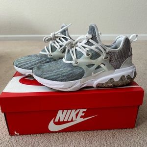 Nike React Presto Flyknit